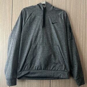 Nike Therma Pullover